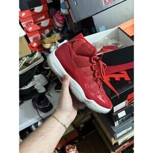 Jordan retro 11 win like 96 sz 8.5
